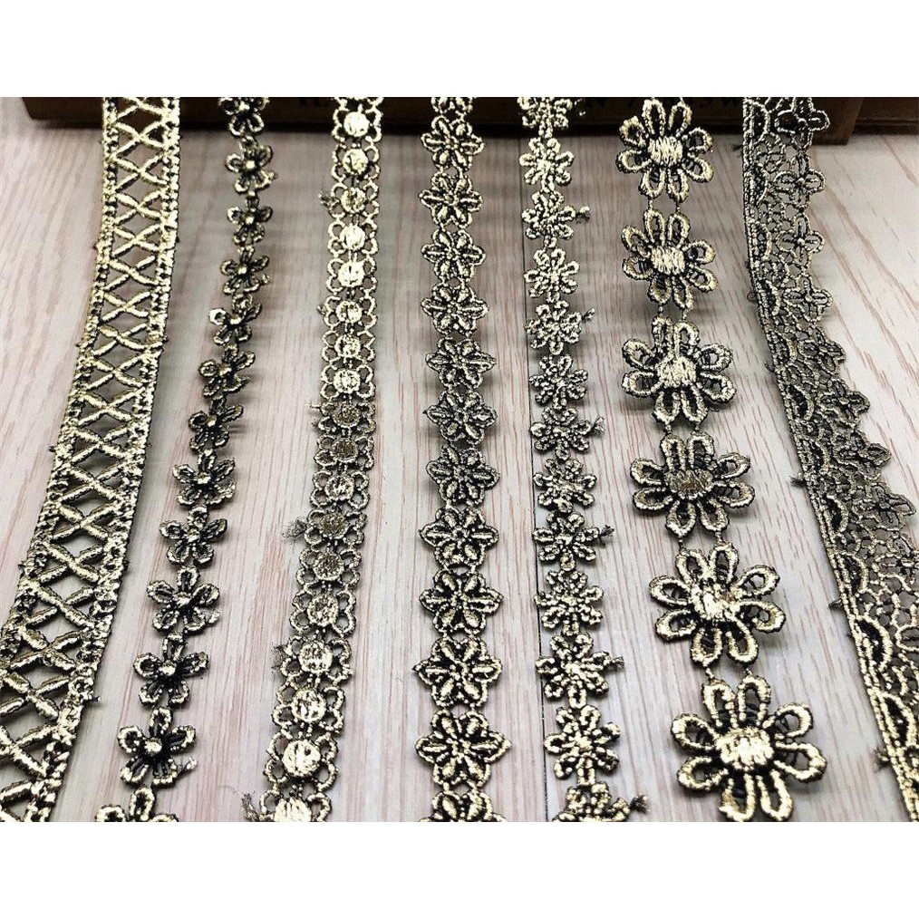 gold lace material