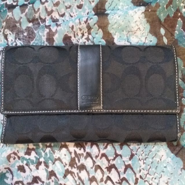 Preloved Authentic Vintage Coach Long Wallet | Shopee Philippines