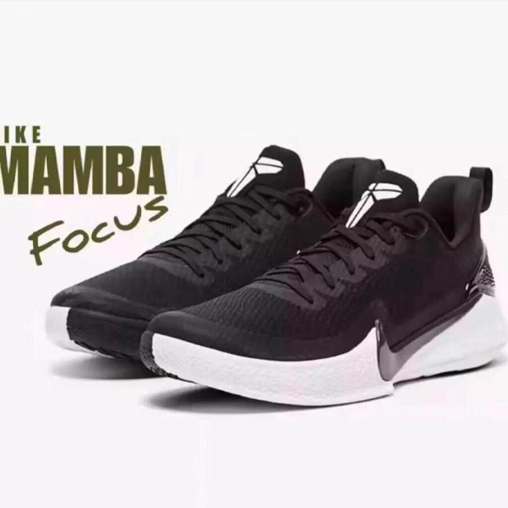 kobe shoes low cut black