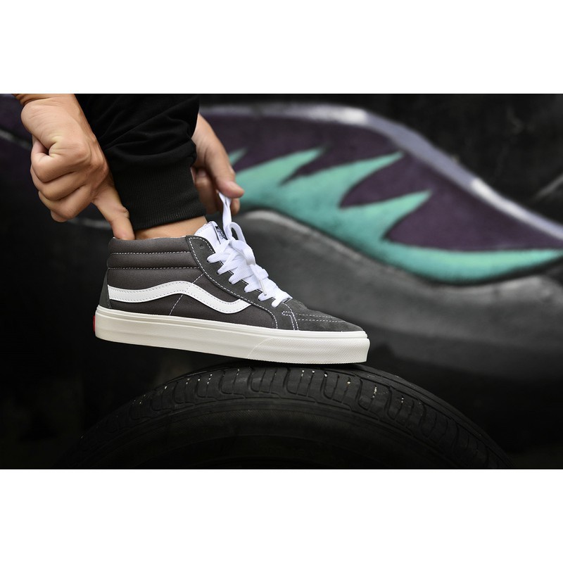 vans mid grey