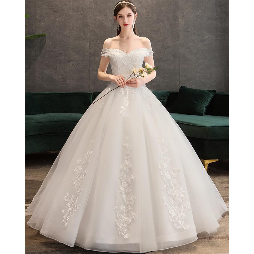 elegant wedding gown