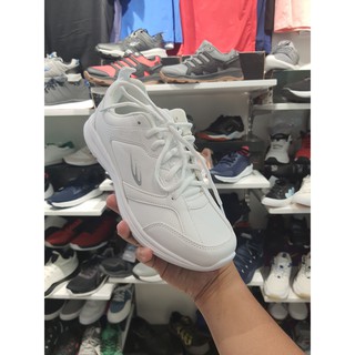 world balance monarch