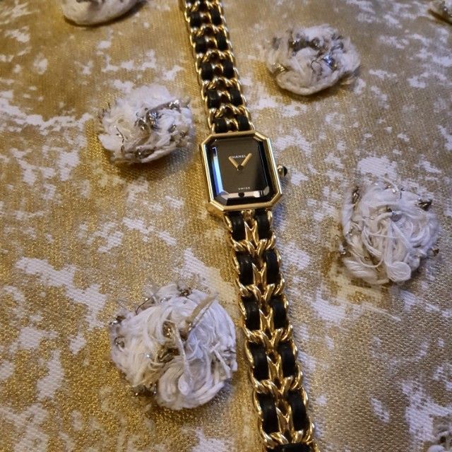 chanel classic watch