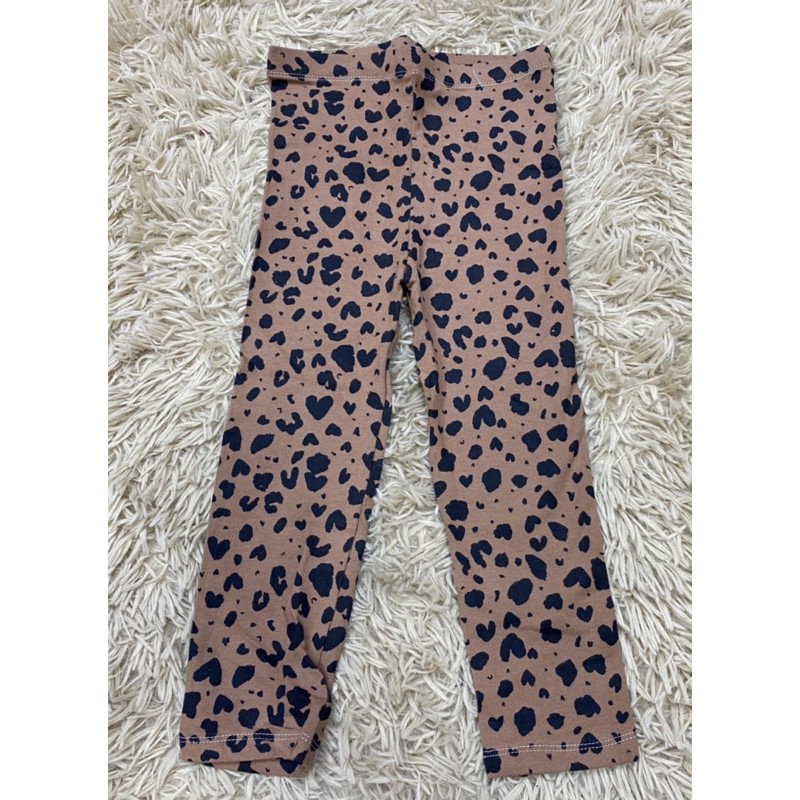 Kids Laggings for your sweet Girl’s. Befor order check measurement in Variation Please.