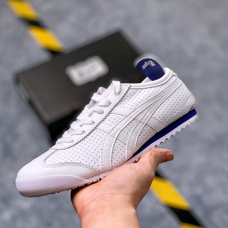 asics daily shoes