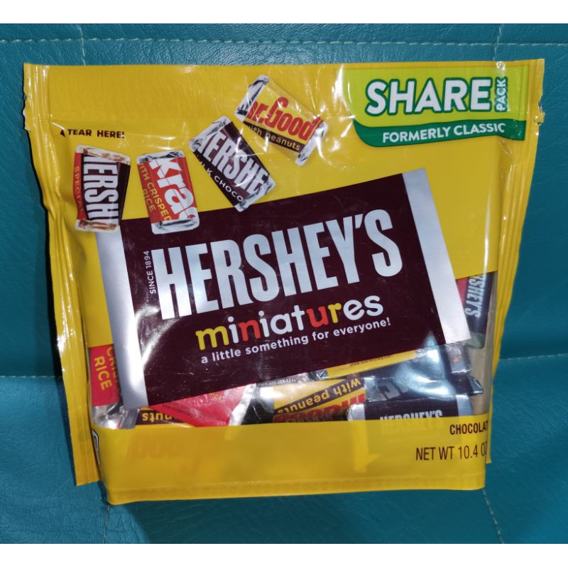 hersheys-miniatures-milk-chocolate-dark-chocolate-pack-shopee