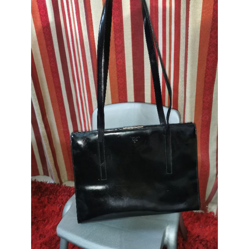 prada tote bag leather