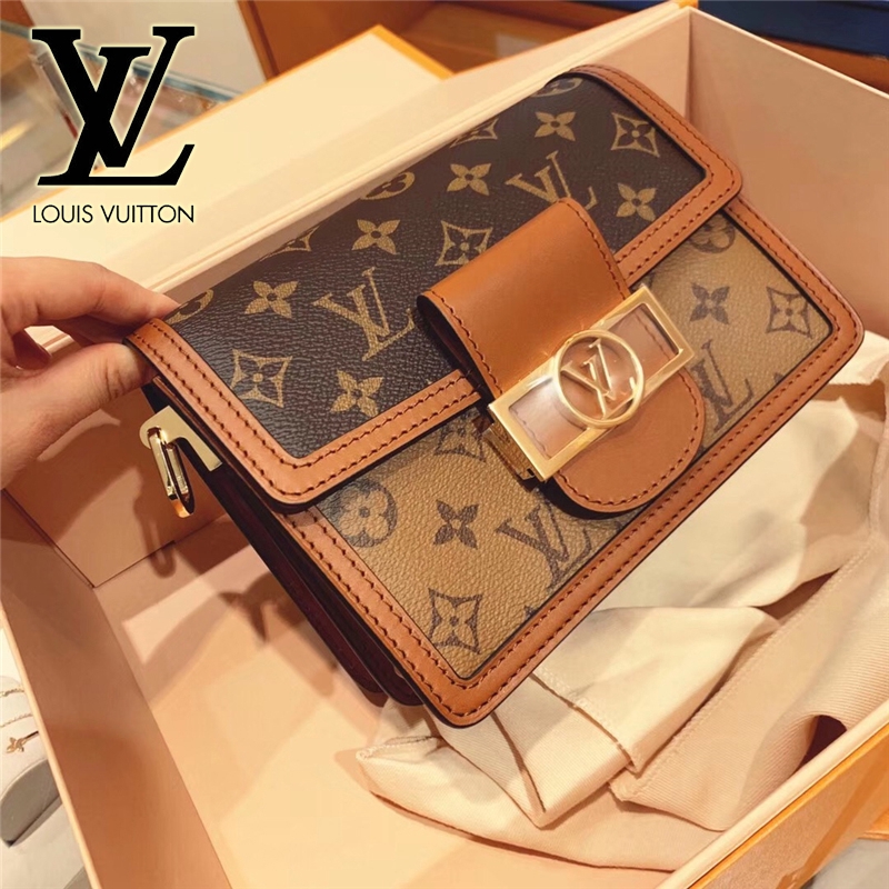 lv pouch womens