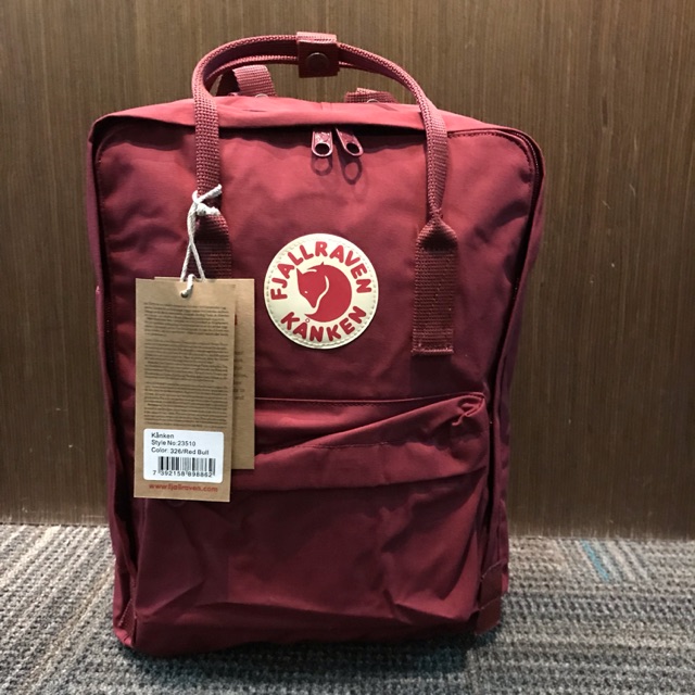 maroon kanken bag