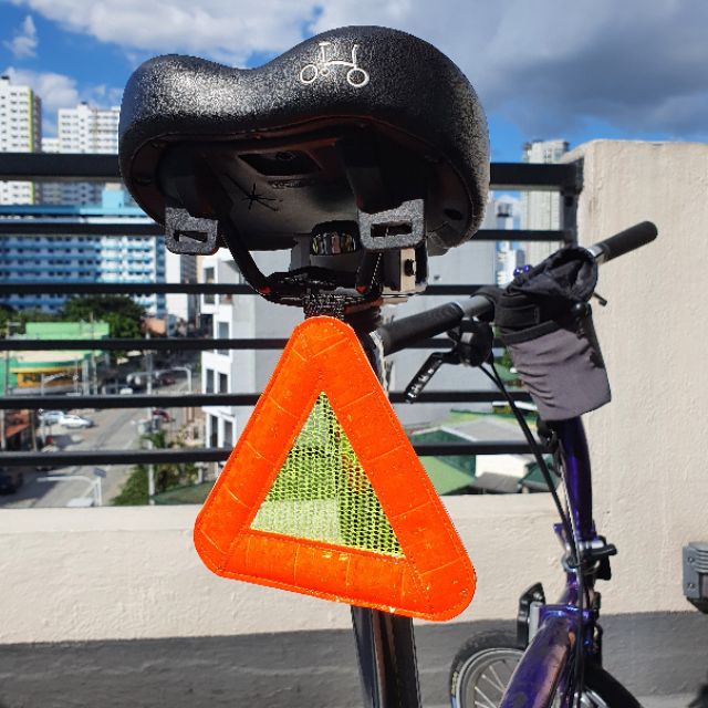 triangle reflector bike