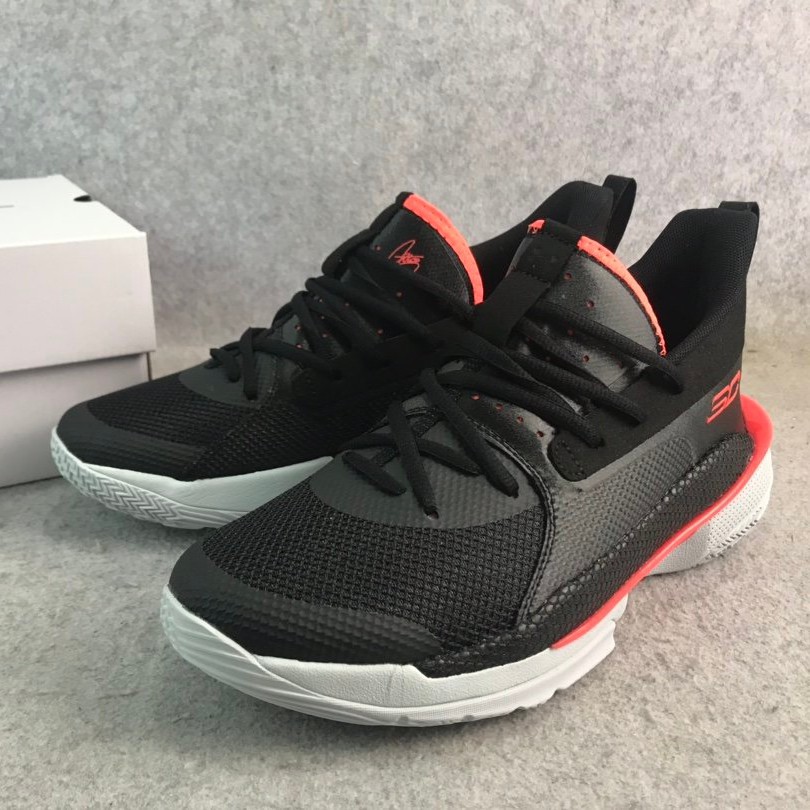 curry 7 black red
