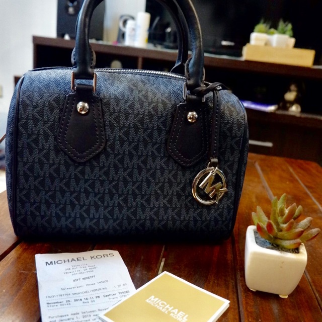 Original michael kors bag from California | Shopee Philippines