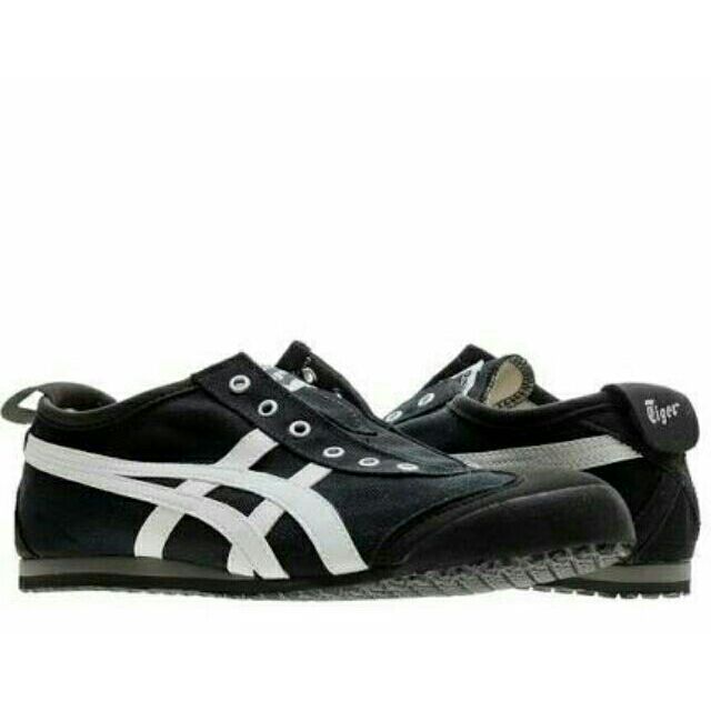 onitsuka tiger mexico 66 slip on black and white