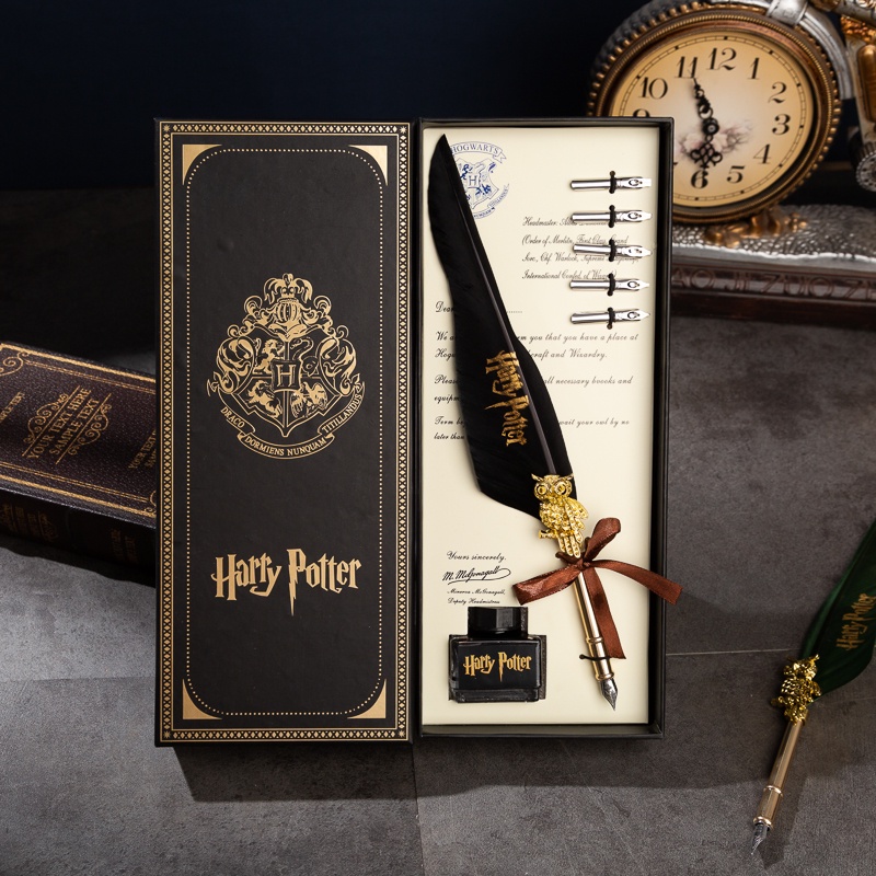 Harry Potter Magic Academy Feather Pen Set Gift Box Carved Pen Water