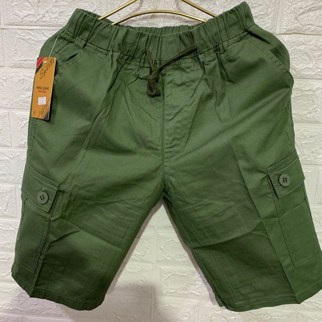 six pocket cargo shorts