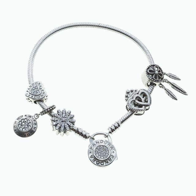 pandora bracelet italy