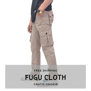 cargo pants many pockets