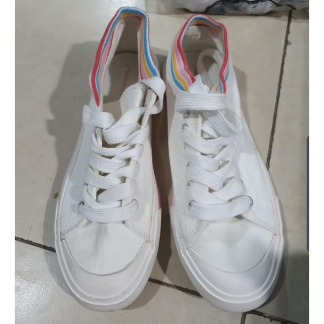 payless white canvas shoes