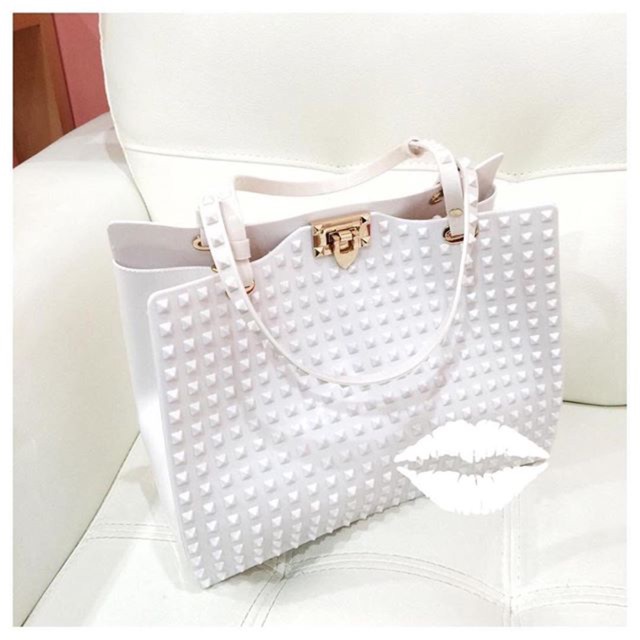 waterloo medium flapover cross body bag