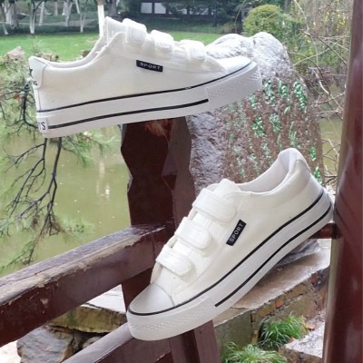 white canvas shoes without laces
