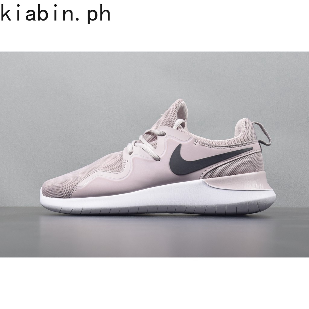 nike women's tessen running shoe