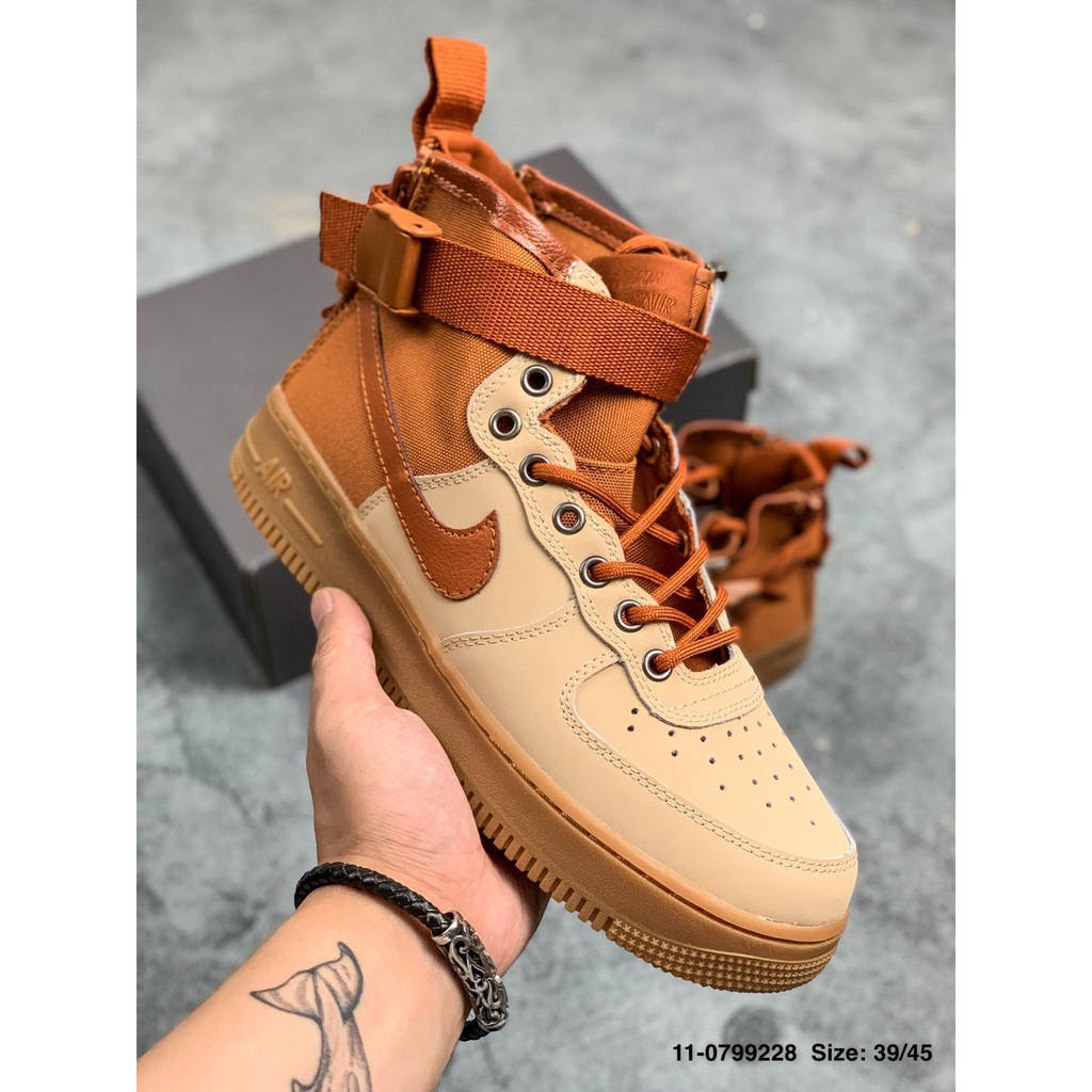 nike lightweight air force boots