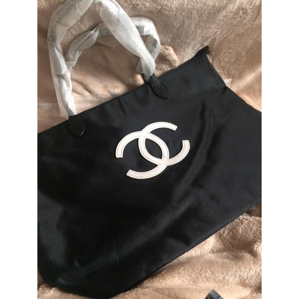 chanel big tote bag