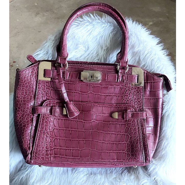 Capacci Stand Alone Bag in Very Good condition Shopee Philippines