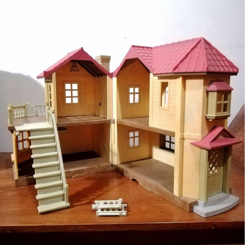 sylvanian house with lights