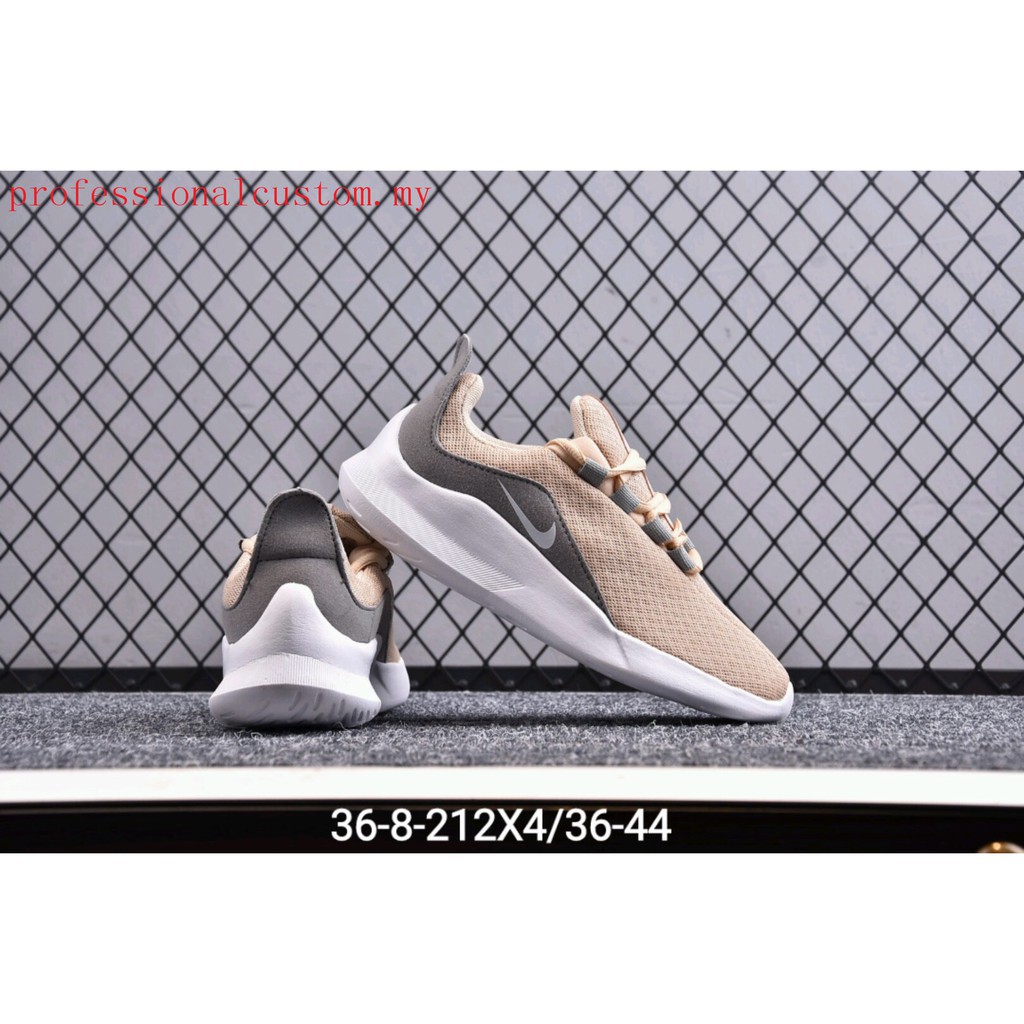 nike roshe run beige