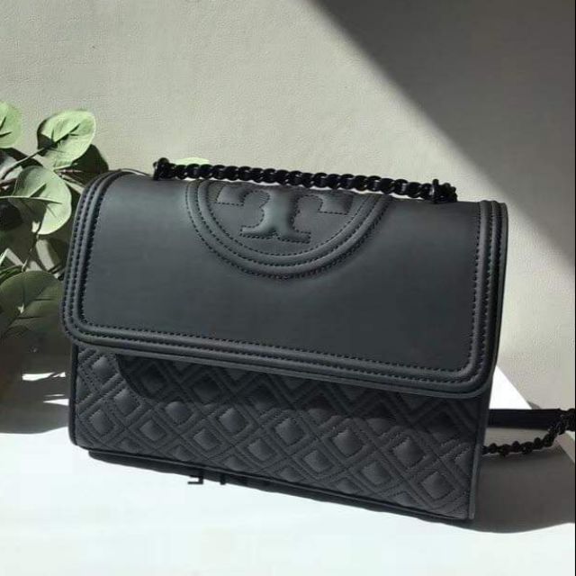 tory burch fleming bag black