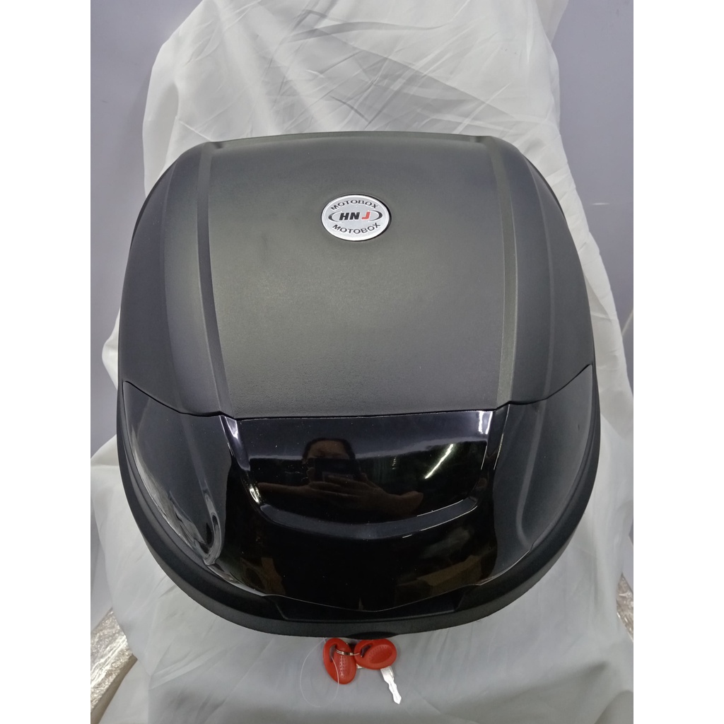 HNJ UBOX 30LITERS WITH BASE PLATE/LAGAYAN NG GAMIT SA MOTOR/MOTORCYCLE