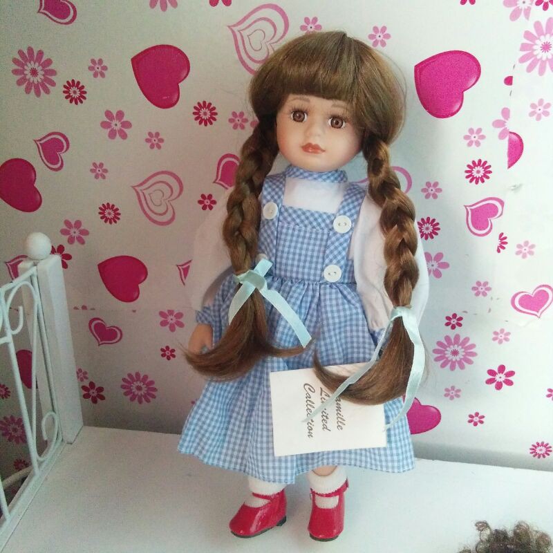 wizard of oz dorothy porcelain doll
