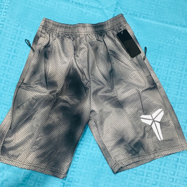 cotton shorts with zipper pockets