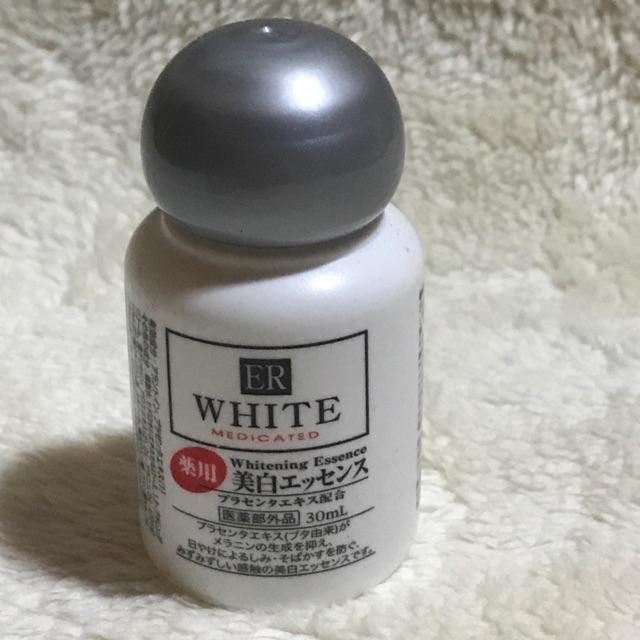 er white medicated whitening essence