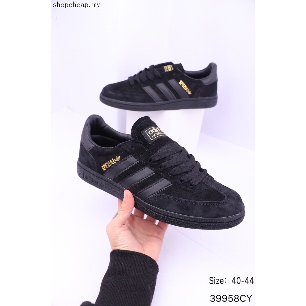 all black adidas spezial