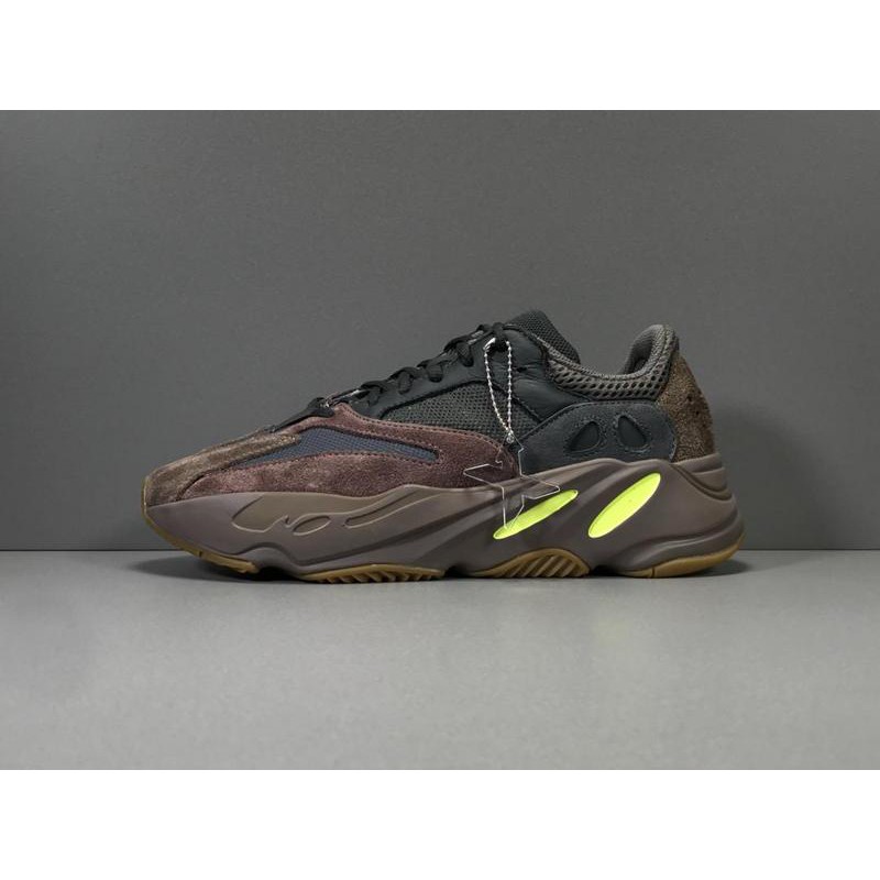 yeezy 700 47