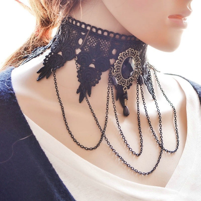 lace flower choker