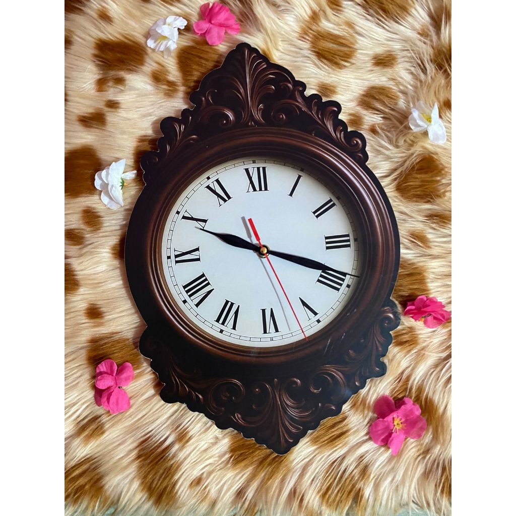 GILart NW131 - COOL AESTHETIC CARVED WALL CLOCK BROWN WOODEN CLOCK LIVING ROOM BEDROOM DECORATION