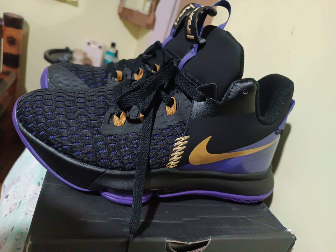 Nike Lebron Witness V Men's Shoes Black/metallic Gold Multi-sz Cq9380 ...