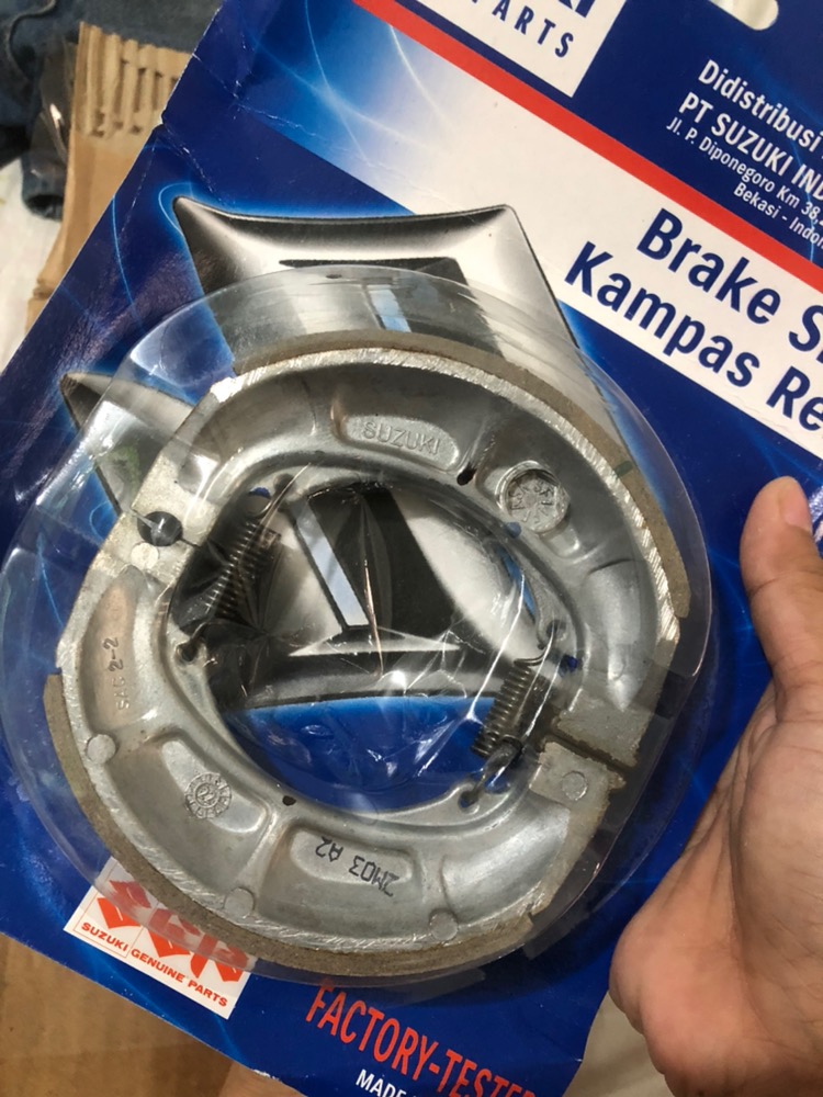 人気 スズキ 94460-15H70-5JX カウリング、サイド、レフト （シルハ SUZUKI（スズキ） 通販 