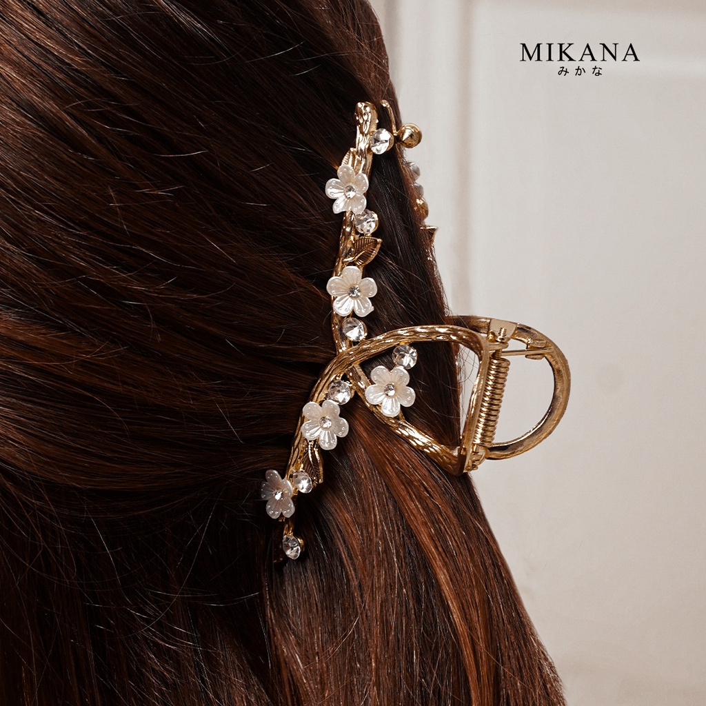 Mikana Women's Hair Clamp - Stylish Metal Accessory