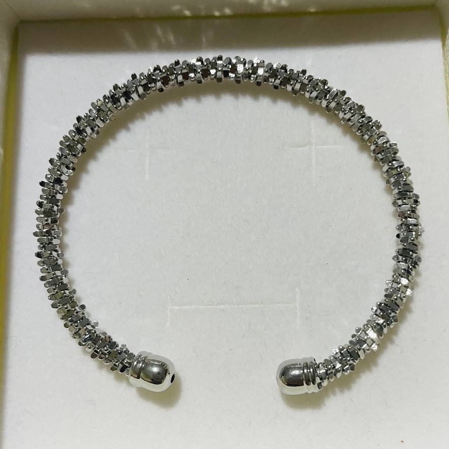 Paparazzi-Inspired Twisted Open Bangle | Platinum Settings | Adjustable up to 19cm product photo 3