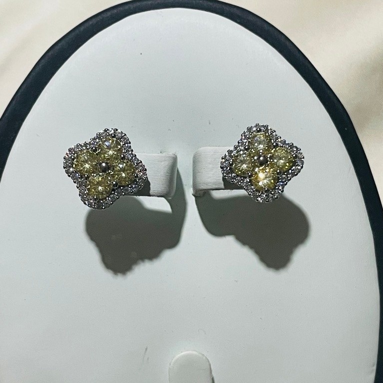 Peridot & Diamond-Accent Stud Earrings | Platinum Settings | Elegant Halo Design product photo 5