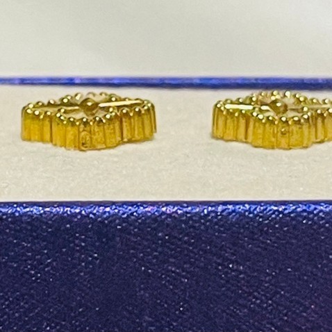 VC@-Inspired Vintage Alhambra Stud Earrings | 18K Yellow Gold | Guilloché Sunburst Finish product photo 5