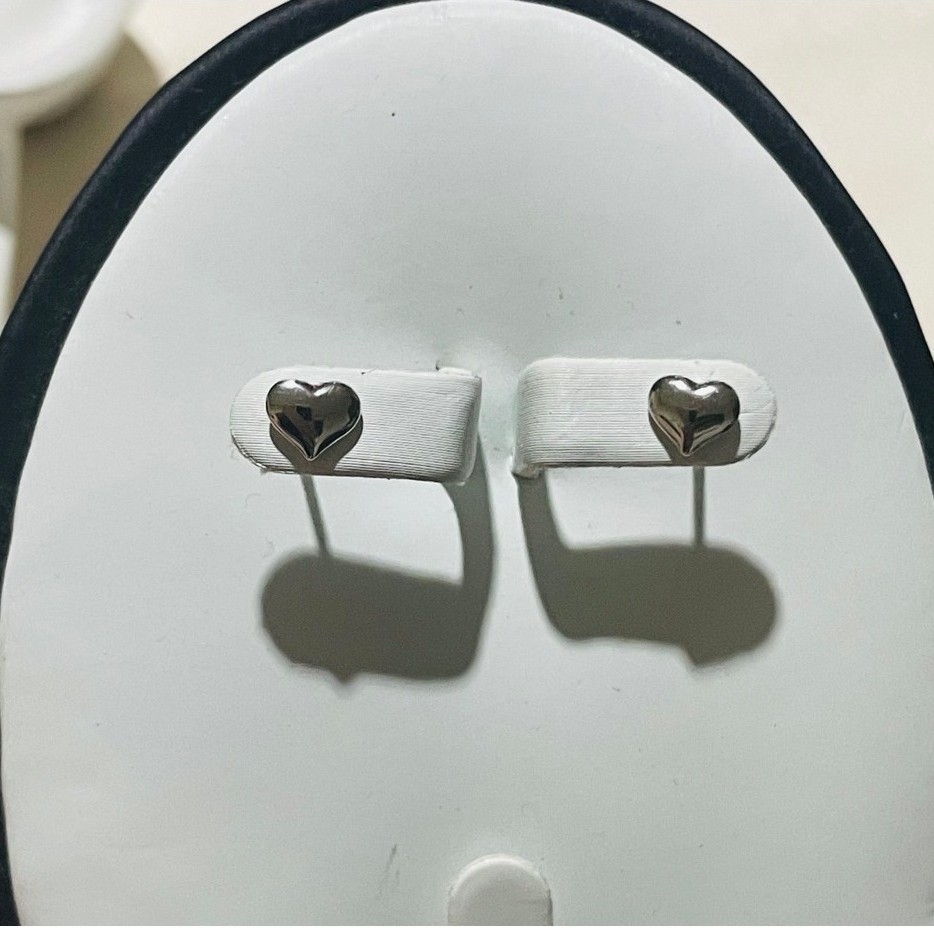 Minimalist Flat Heart Stud Earrings | Platinum Vermeil | Pure Sterling Silver 925 product photo 5