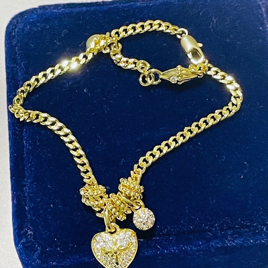 Curb Chain Bracelet (Japan Chain Style) | Pavé Heart & Ball Charms | Dia Accents product photo 2
