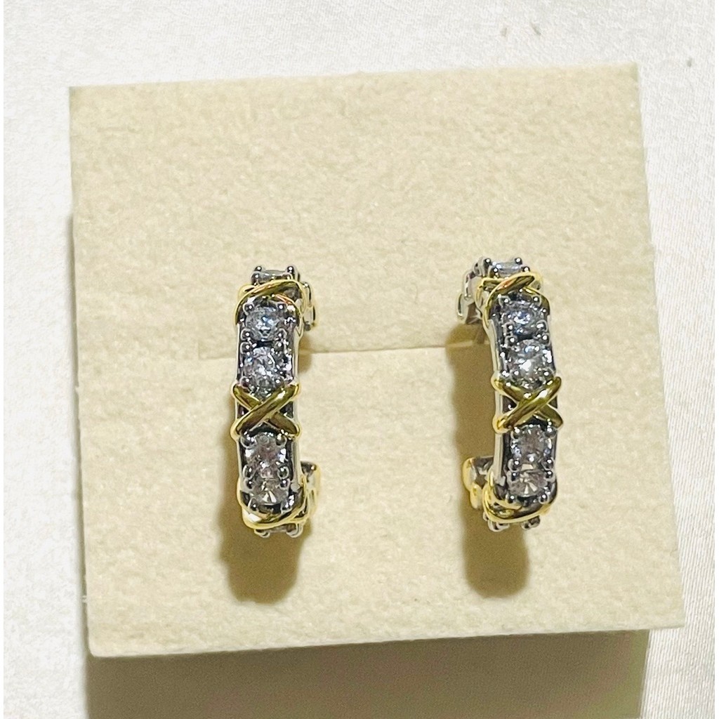 Tiff@ ny-Inspired Loop Stud Earrings | Platinum Settings | Sixteen-Stone Diamond Accent product photo 4