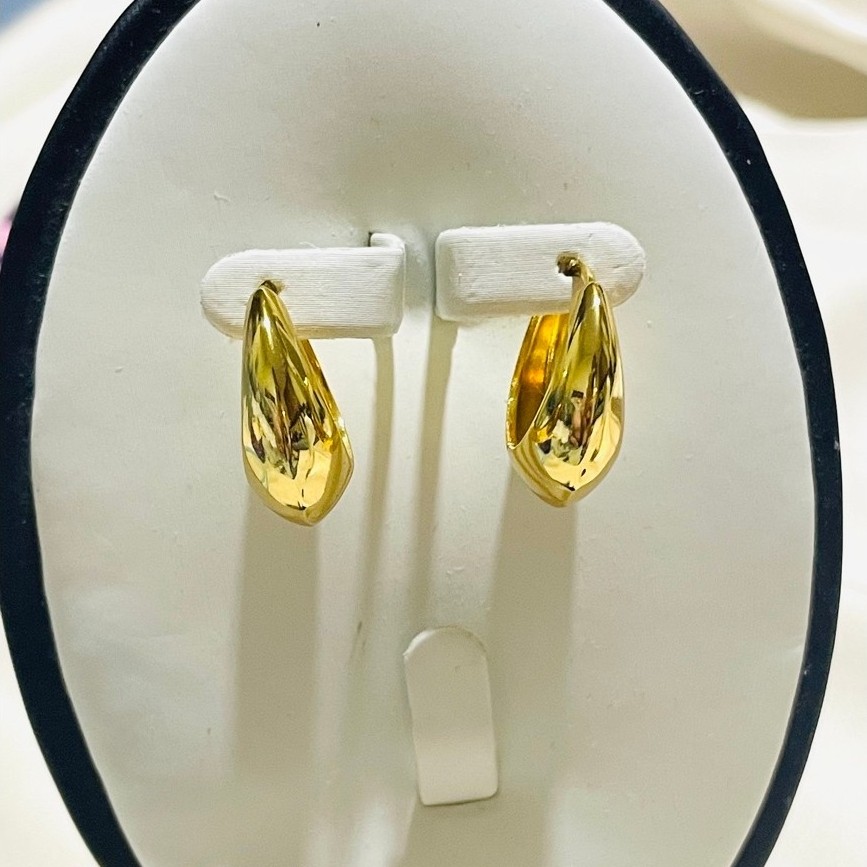 Chunky Dome Medium Hoop Earrings | 18K Yellow Gold Settings | Minimalist & Elegant