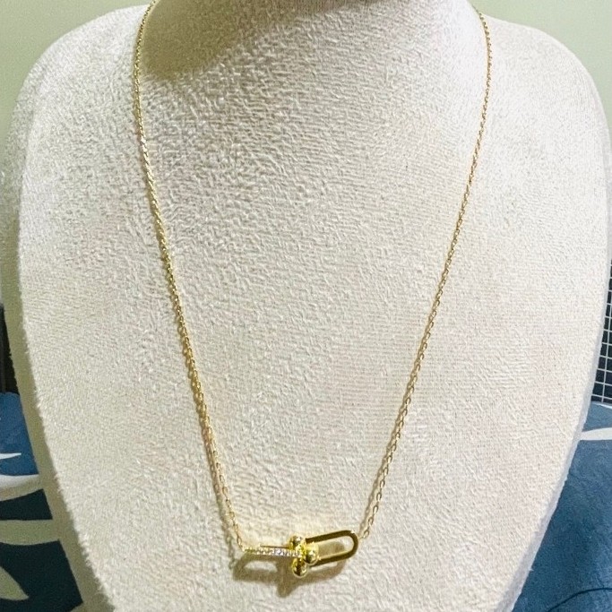 Double Link Pavé Pendant Necklace | 18K Yellow Gold Setting | Adjustable 17–19 Inches product photo 2